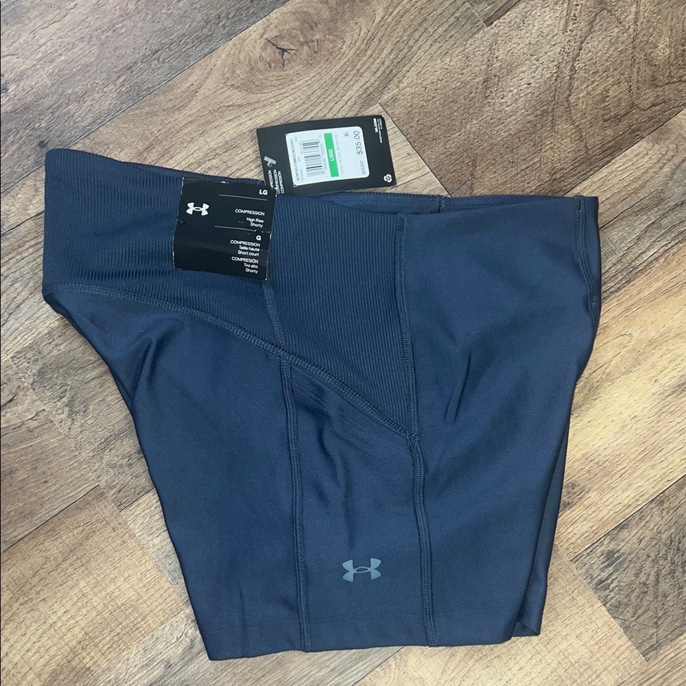 NWT UA  Smokey Blue /gray hi rise shorty Athletic compression Shorts sz L